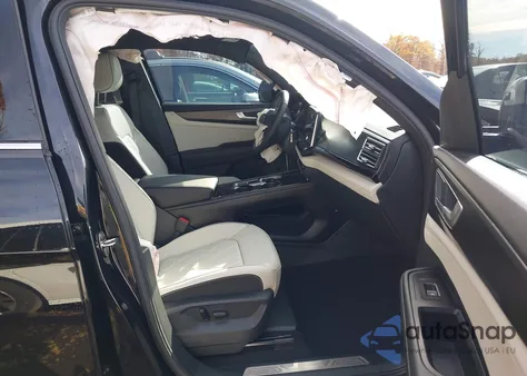 2024 Volkswagen Atlas Cross Sport 2.0T Sel Premium R-Line z USA, uszkodzony, nr VIN 1V2FE2CA2RC242469